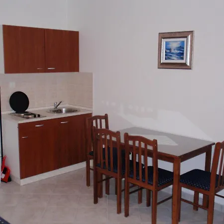 Apartmani Area Doma Trogir Exterior photo